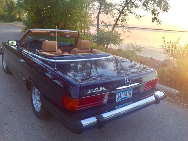 1983 Blue Mercedes-Benz SL-Class Convertible
