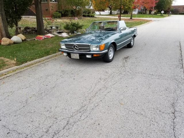1985 Green Mercedes-Benz SL-Class Convertible