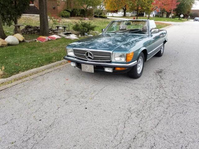 1985 Green Mercedes-Benz SL-Class Convertible