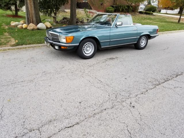 1985 Green Mercedes-Benz SL-Class Convertible