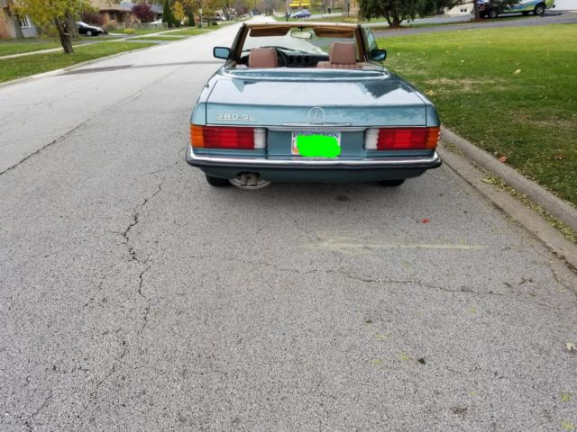1985 Green Mercedes-Benz SL-Class Convertible