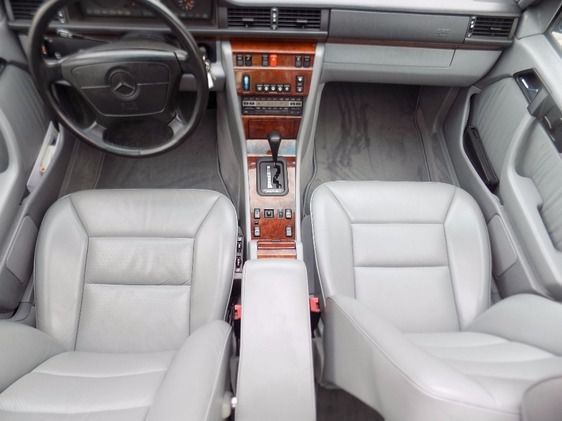 1992 Blue Mercedes-Benz 400-Series Sedan