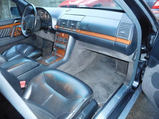 1992 Black Mercedes-Benz S-Class Sedan