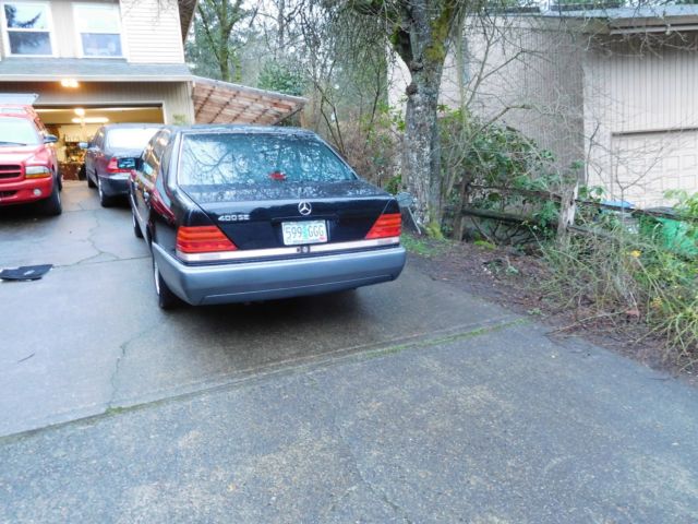 1992 Black Mercedes-Benz S-Class Sedan