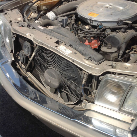 1986 GY Mercedes-Benz 400-Series