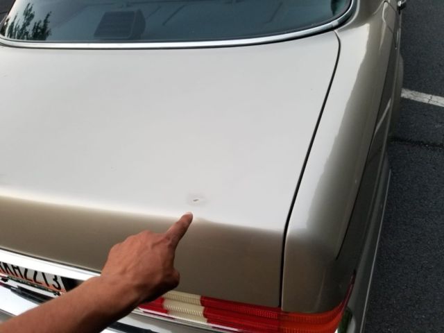 1989 Mercedes-Benz 400-Series