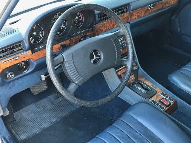 1979 Silver Mercedes-Benz 400-Series 4Door
