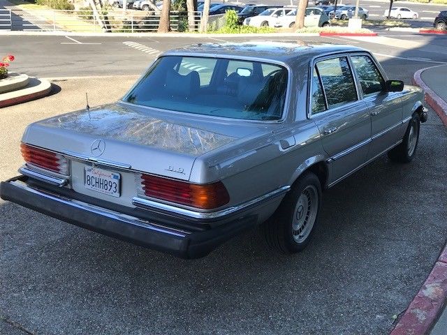 1979 Silver Mercedes-Benz 400-Series 4Door