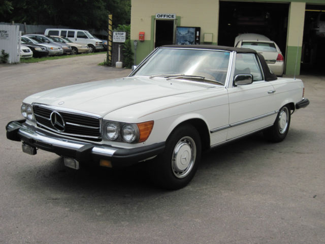 1976 White Mercedes-Benz SL-Class Convertible