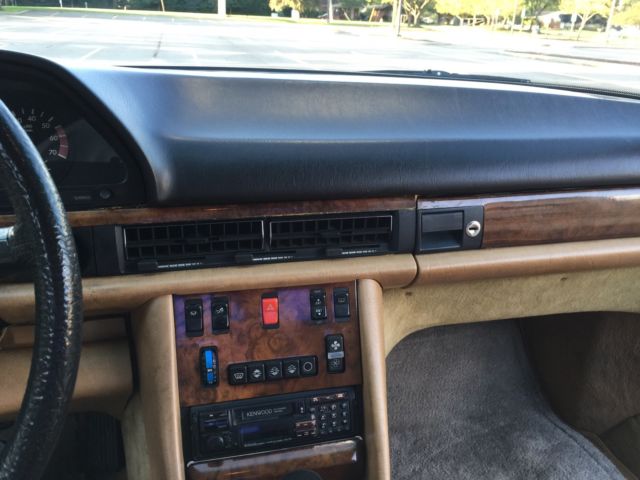 1984 Burgandy Mercedes-Benz 500-Series Coupe