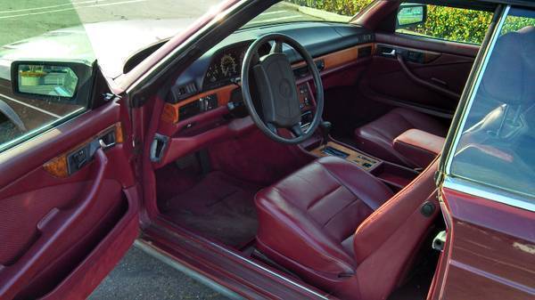 1985 Maroon Mercedes-Benz 500-Series Coupe