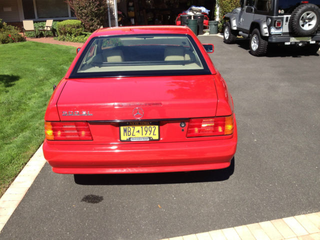1985 Blue Mercedes-Benz 500-Series Coupe