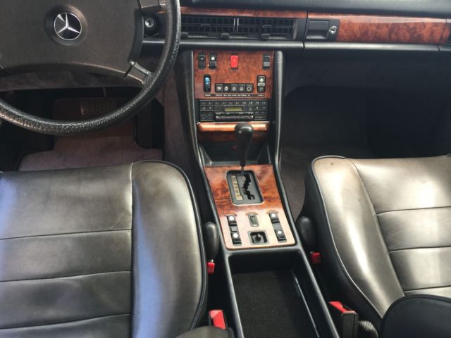 1983 Gray Mercedes-Benz 500-Series Coupe