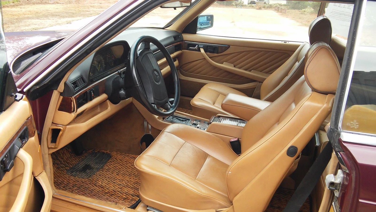 1990 Burgundy Mercedes-Benz 500-Series Coupe