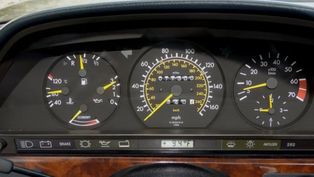 1986 Silver Blue Mercedes-Benz S-Class