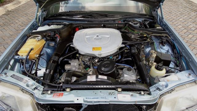 1986 Silver Blue Mercedes-Benz S-Class