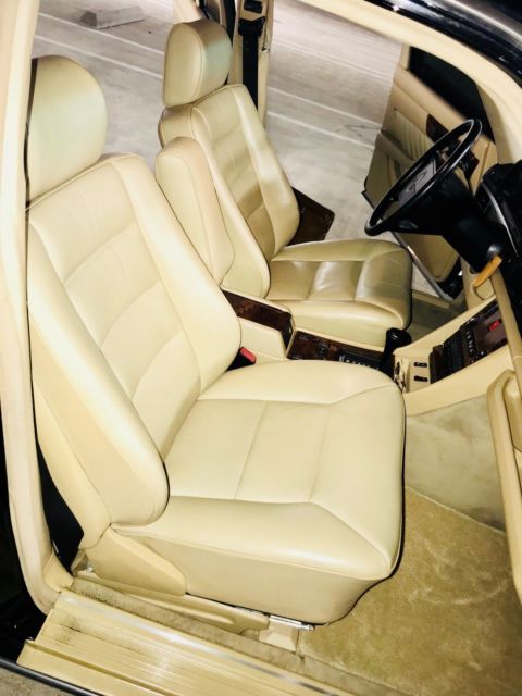 1991 Black Mercedes-Benz S-Class