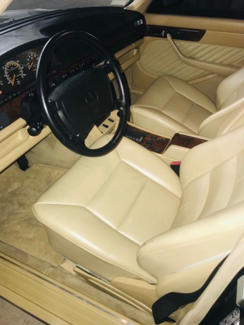 1991 Black Mercedes-Benz S-Class