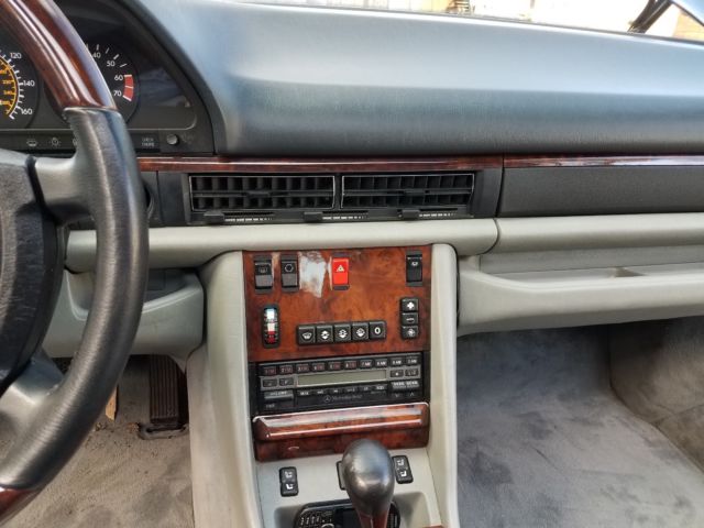 1991 Mercedes-Benz 500-Series