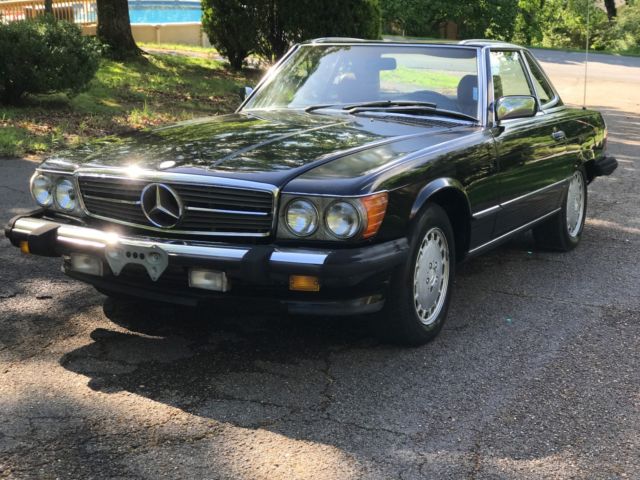 1988 Black Mercedes-Benz SL-Class Convertible