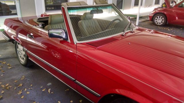 1989 Mercedes-Benz SL-Class