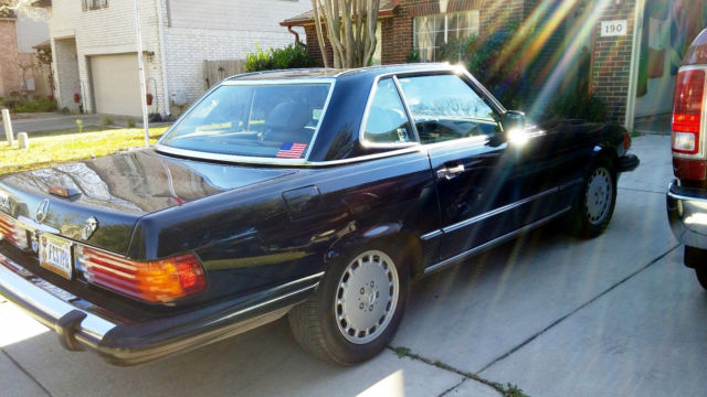 1989 Blue Mercedes-Benz 500-Series Coupe
