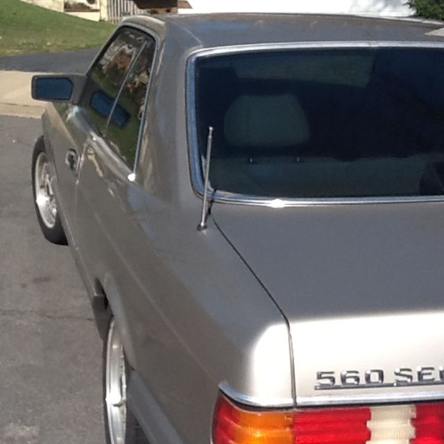 1991 Champagne  Mercedes-Benz 500-Series 2 Coupe