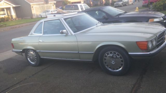 1976 Green Mercedes-Benz SL-Class Convertible