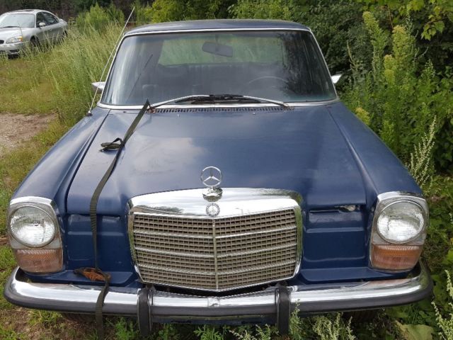 1973 Blue Mercedes-Benz 200-Series Sedan