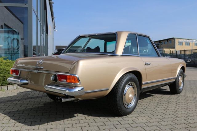 1970 Gold Mercedes-Benz SL-Class Convertible