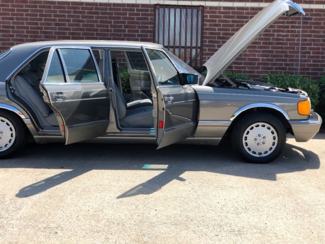 1988 Gray Mercedes-Benz S-Class Sedan