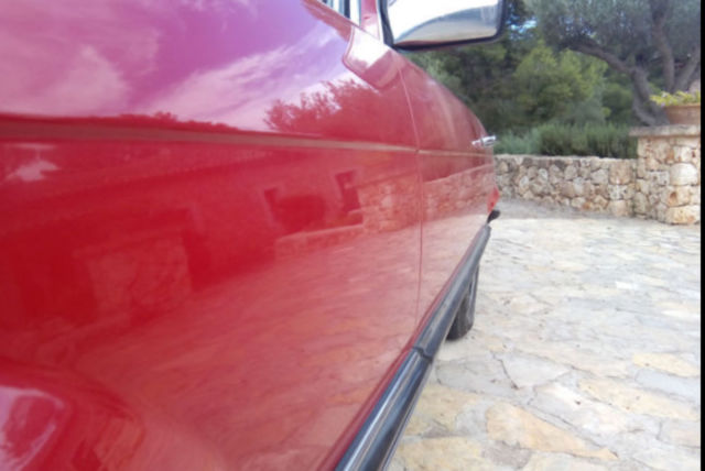 1985 Red Mercedes-Benz SL-Class Convertible