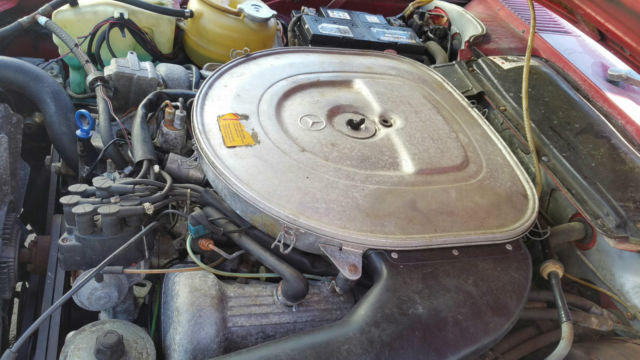 1985 Red Mercedes-Benz SL-Class Convertible