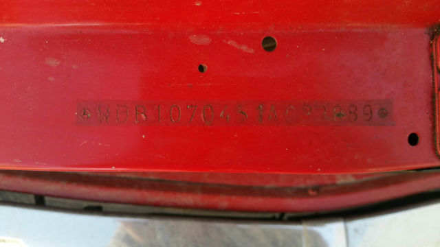 1985 Red Mercedes-Benz SL-Class Convertible