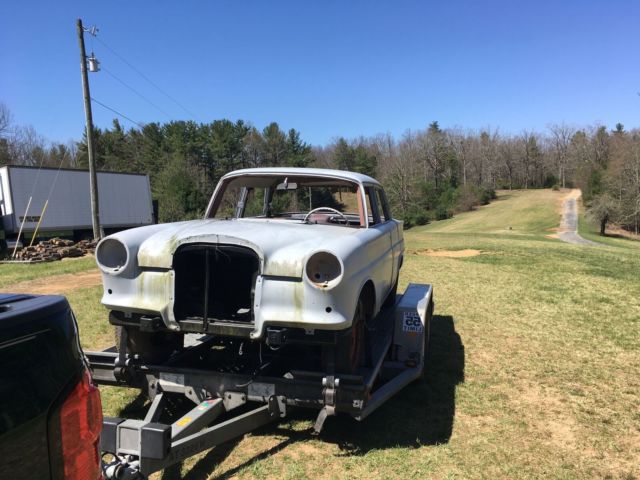 1967 gray primer Mercedes-Benz 200-Series Sedan