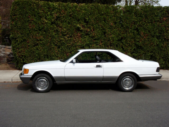 1987 White Mercedes-Benz S-Class Coupe
