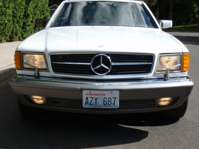 1987 White Mercedes-Benz S-Class Coupe