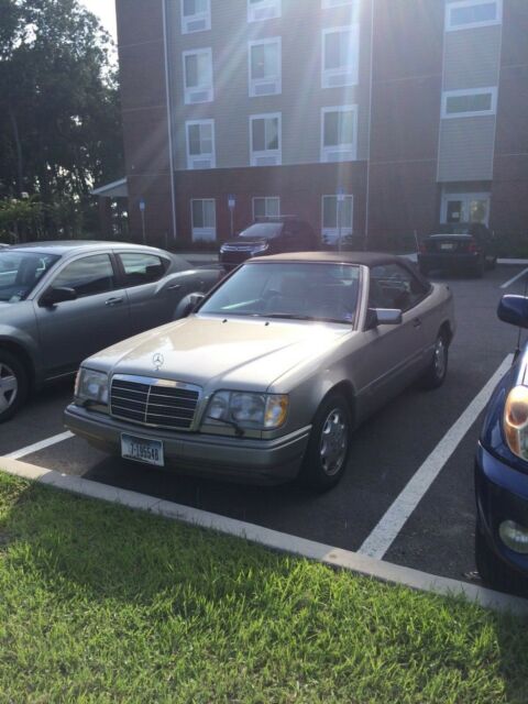 1994 Silver Mercedes-Benz E-Class Convertible