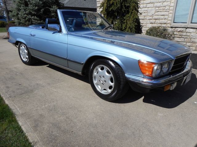 1991 Blue Mercedes-Benz SL-Class Convertible