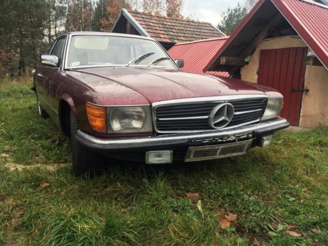 1977 Red Mercedes-Benz SL-Class Coupe