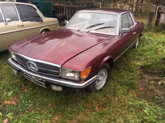 1977 Red Mercedes-Benz SL-Class Coupe
