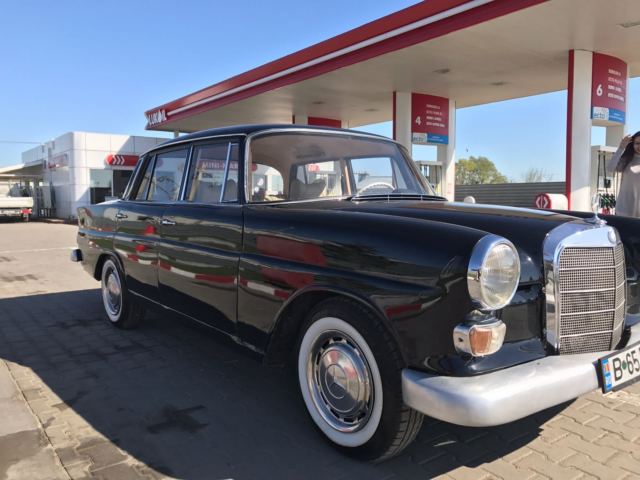 1963 Black Mercedes-Benz 190-Series