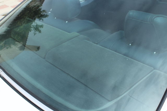 1980 White Mercedes-Benz 500-Series Coupe