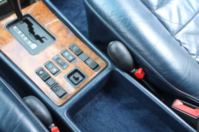 1980 White Mercedes-Benz 500-Series Coupe