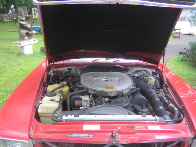 1988 Red Mercedes-Benz SL-Class Convertible