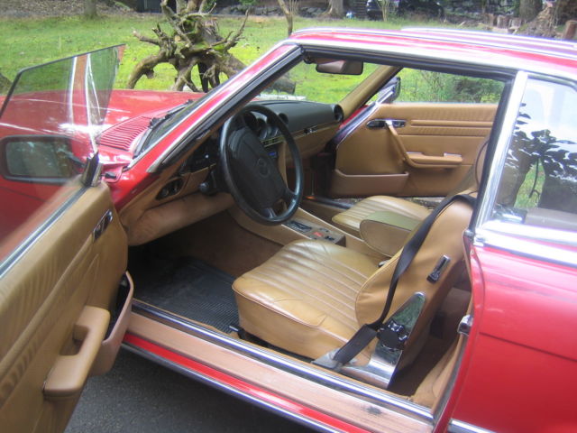 1988 Red Mercedes-Benz SL-Class Convertible