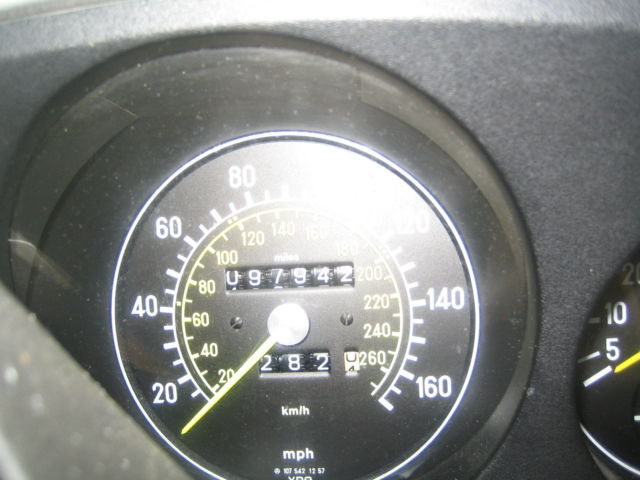 1988 Red Mercedes-Benz SL-Class Convertible