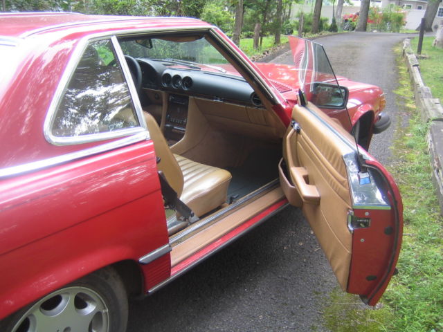 1988 Red Mercedes-Benz SL-Class Convertible
