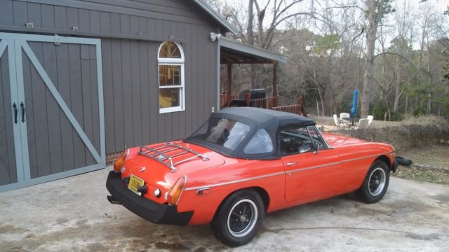 1978 Red MG MGB Convertible