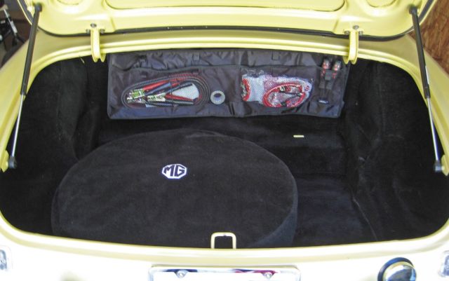 1969 Yellow MG MGB Convertible